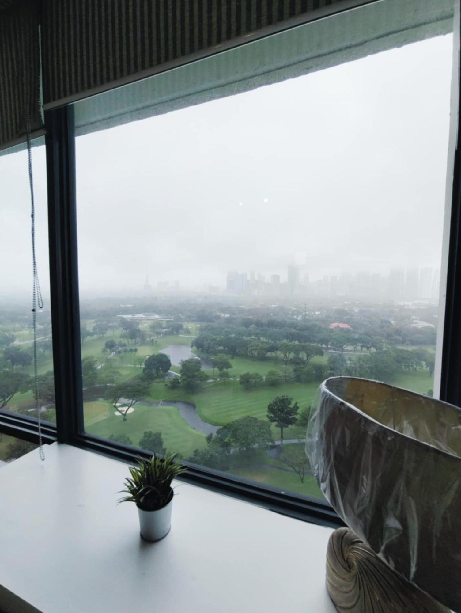 Bellagio One Bedrroom Bgc Burgos Circle By Christine Suites Ph Taguig Eksteriør bilde
