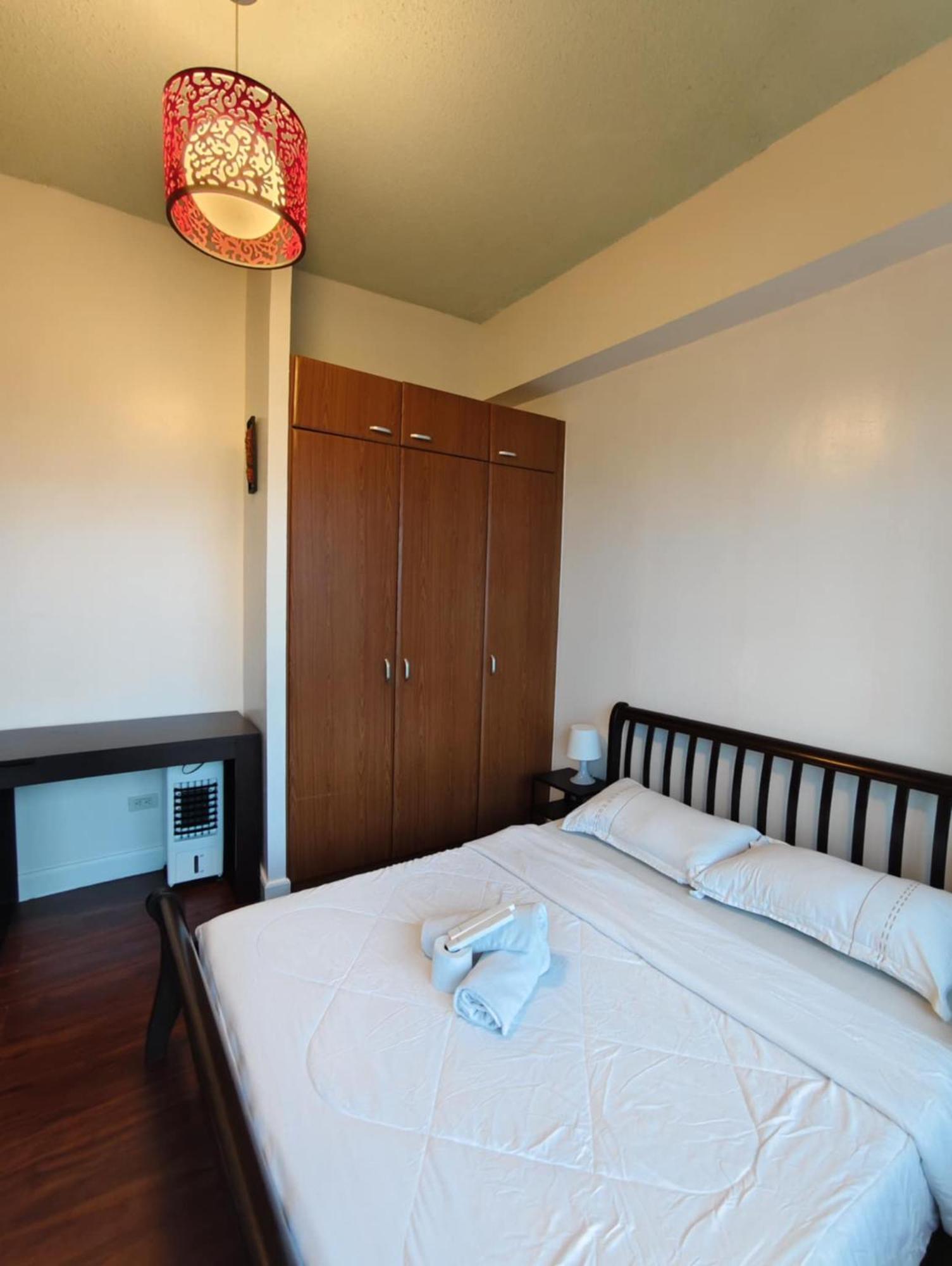 Bellagio One Bedrroom Bgc Burgos Circle By Christine Suites Ph Taguig Eksteriør bilde